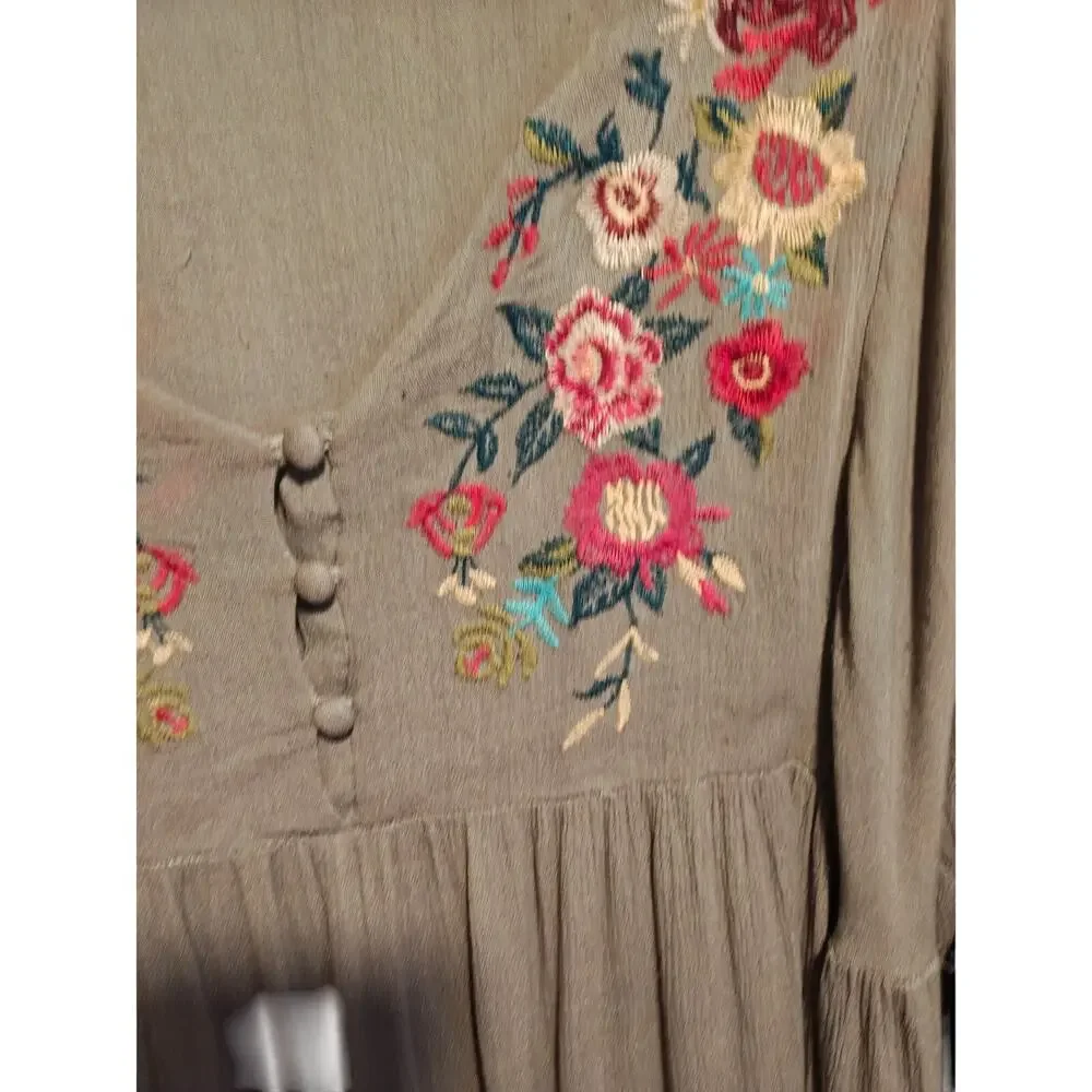 Umgee Wms M Green Embroidered‎ VNeck Tunic Boho Western Prairie Festival Rodeo